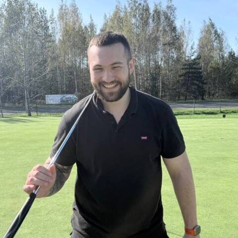 Никита Зеликов