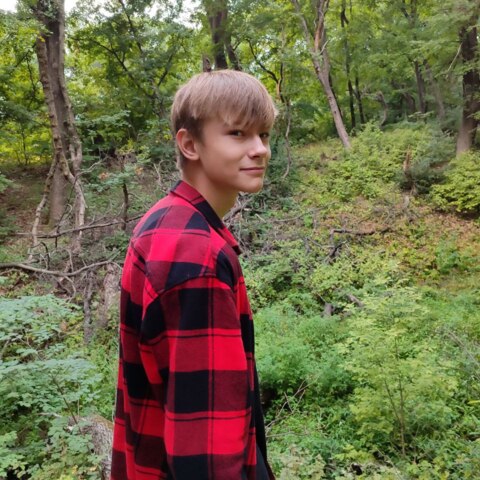 Данил Чагарной