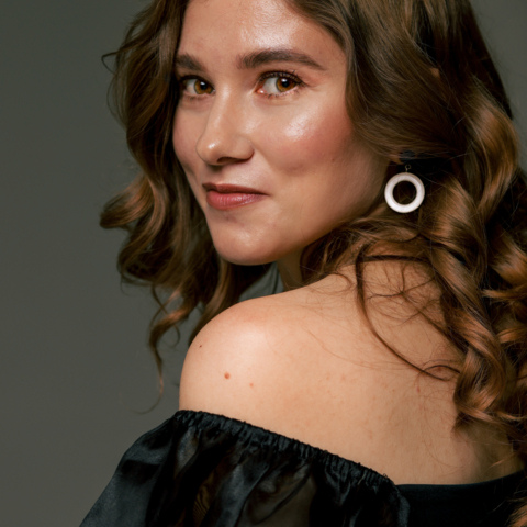 Александра Ионова